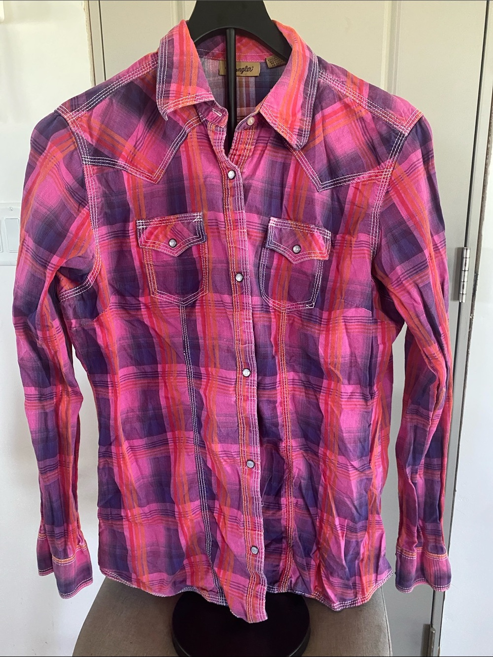 Wrangler snap Pink & Purple Plaid Button-Up Shirt